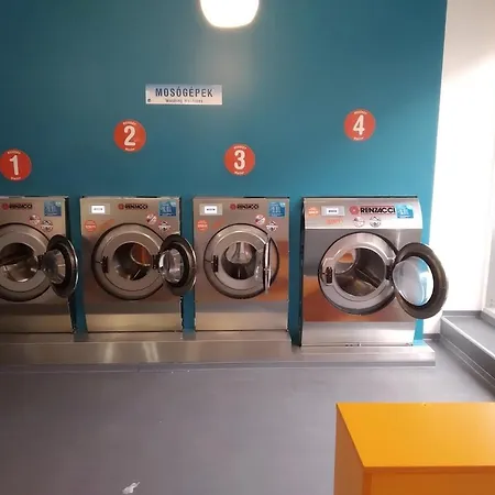 Sinko - Free Garage Parking, Central, 2 Bedrooms 4 Single Beds, Flexi Check-out Appartamento